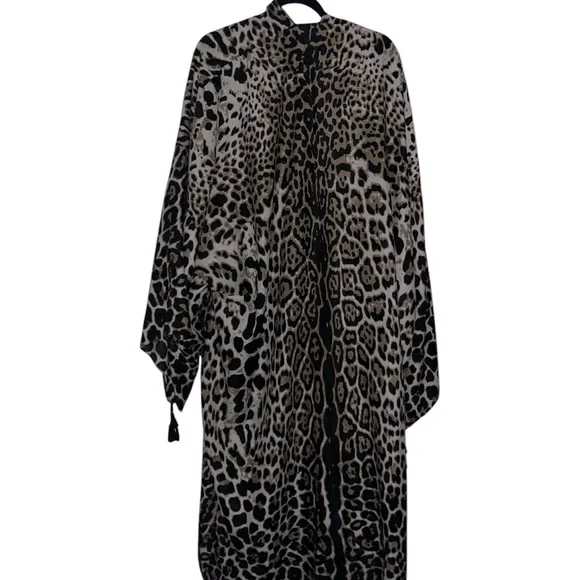 Leopard Print Kimono – One Size | Lightweight Layering Piece - Picture 2 of 15